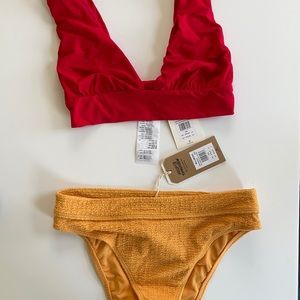 Billabong Bikini - Sol Searcher Plunge top and Maui Rider bottoms